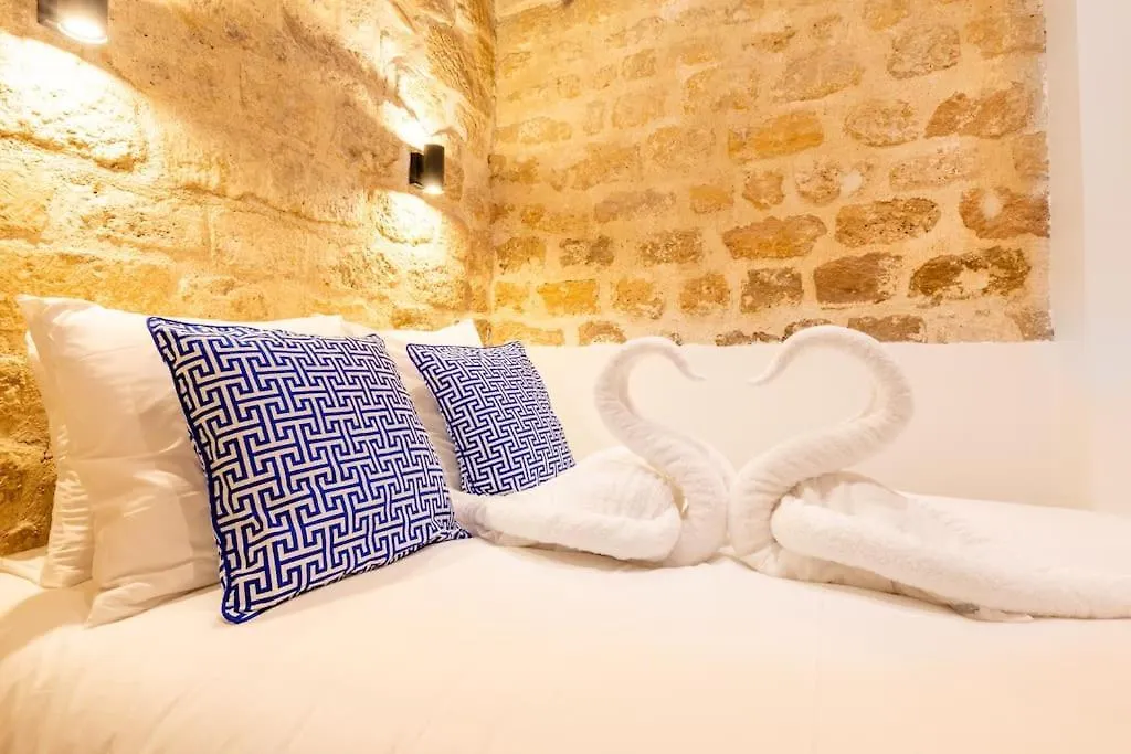 Typical Parisian Apart#quatier Latin#notre Dame# *